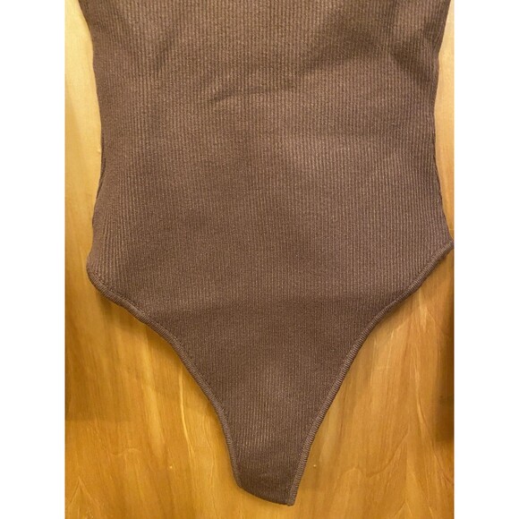 Any Day Of The Week Bodysuit - Tan Size Medium Long Sleeve Pullover - Picture 14 of 14